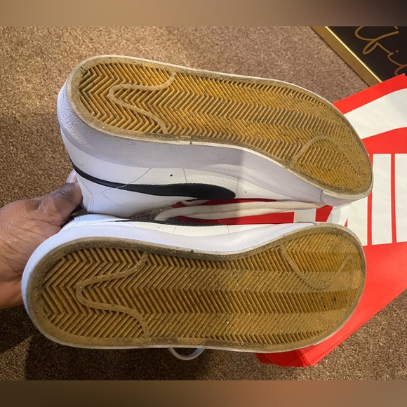 Nike Blazer MID ‘77 - Picture 7 of 10